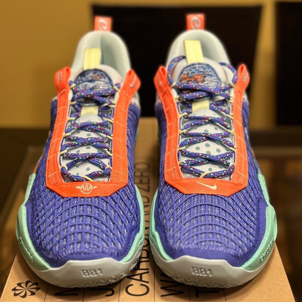 Nike Cosmic Unity Amalgam Sapphire/Green Glow Basketball DA6725-500